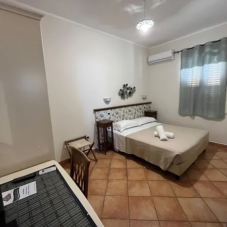 Dormo Da Lia Borgo San Nicola Guest house